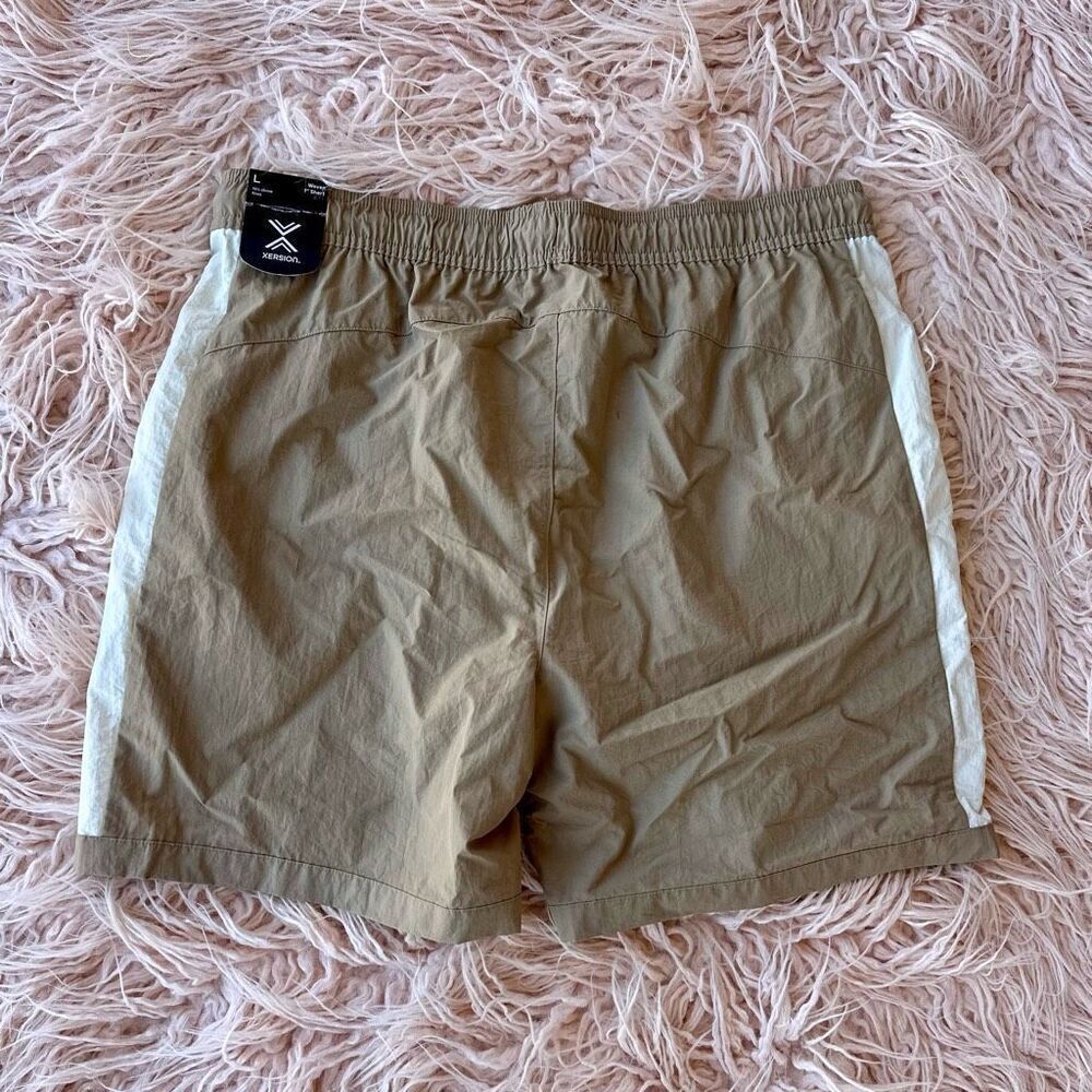 Running Shorts - Picture 4 of 5